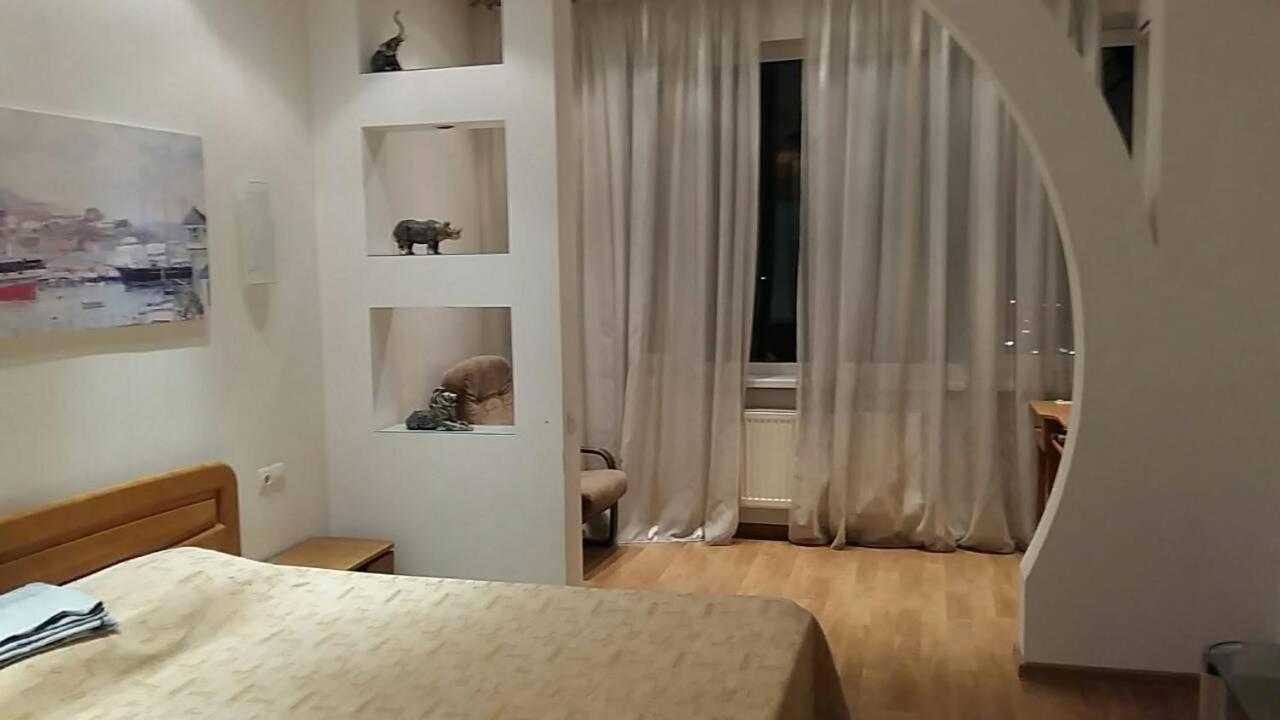 Дом На Екатерининской Odessa Exteriör bild